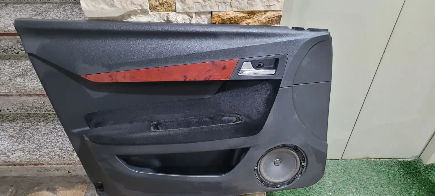 رودری درب جلو چپ دنا و دنا پلاس|قطعات یدکی و لوازم جانبی|آمل, |دیوار