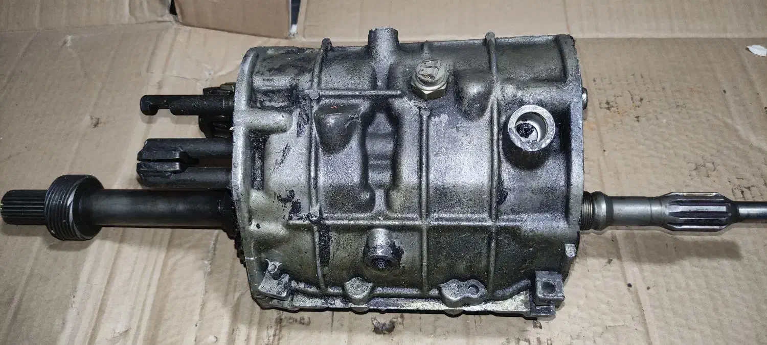 لوازم استوک پژو ۵۰۴ و پیکان پژویی|قطعات یدکی و لوازم جانبی|کرج, کوی فرهنگ|دیوار