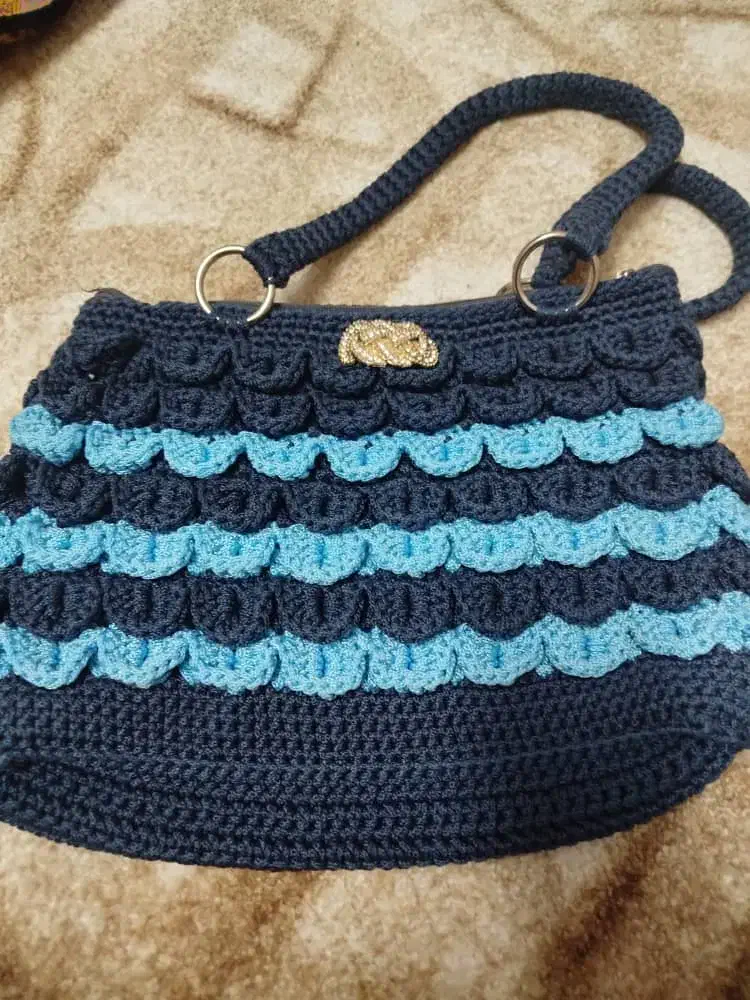 کیف|کیف، کفش، کمربند|ایرانشهر, |دیوار