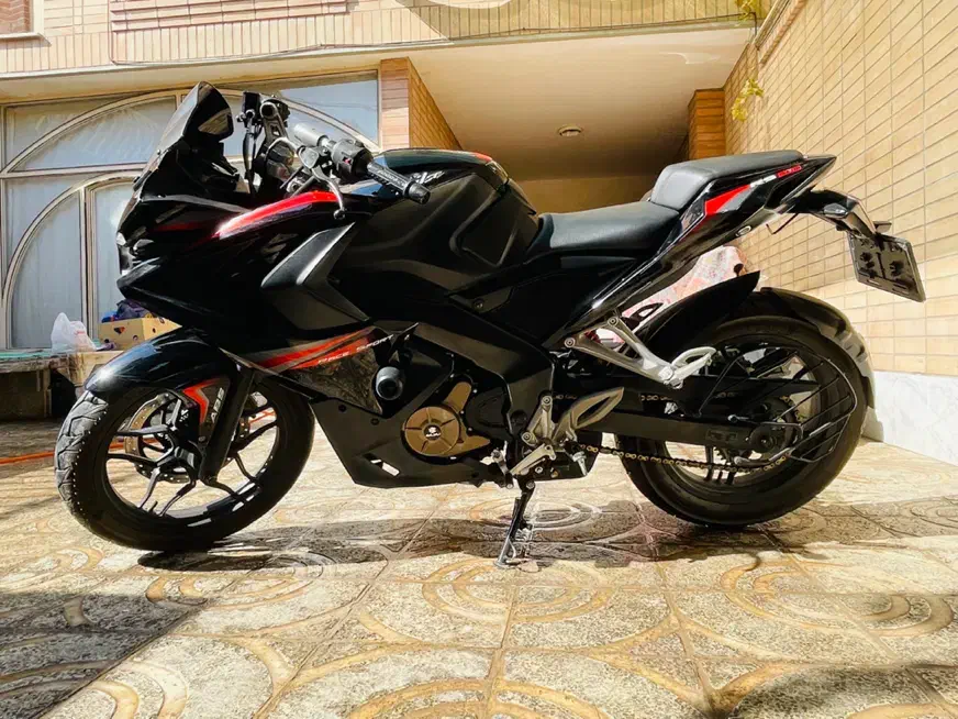 rs200|موتورسیکلت|اصفهان, رهنان|دیوار