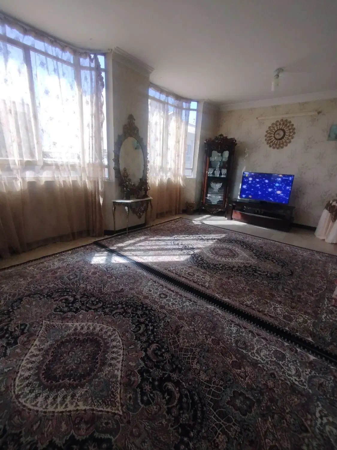 ویلایی ۸۰متری/تاپ لوکیشن|اجارهٔ خانه و ویلا|بروجرد, |دیوار