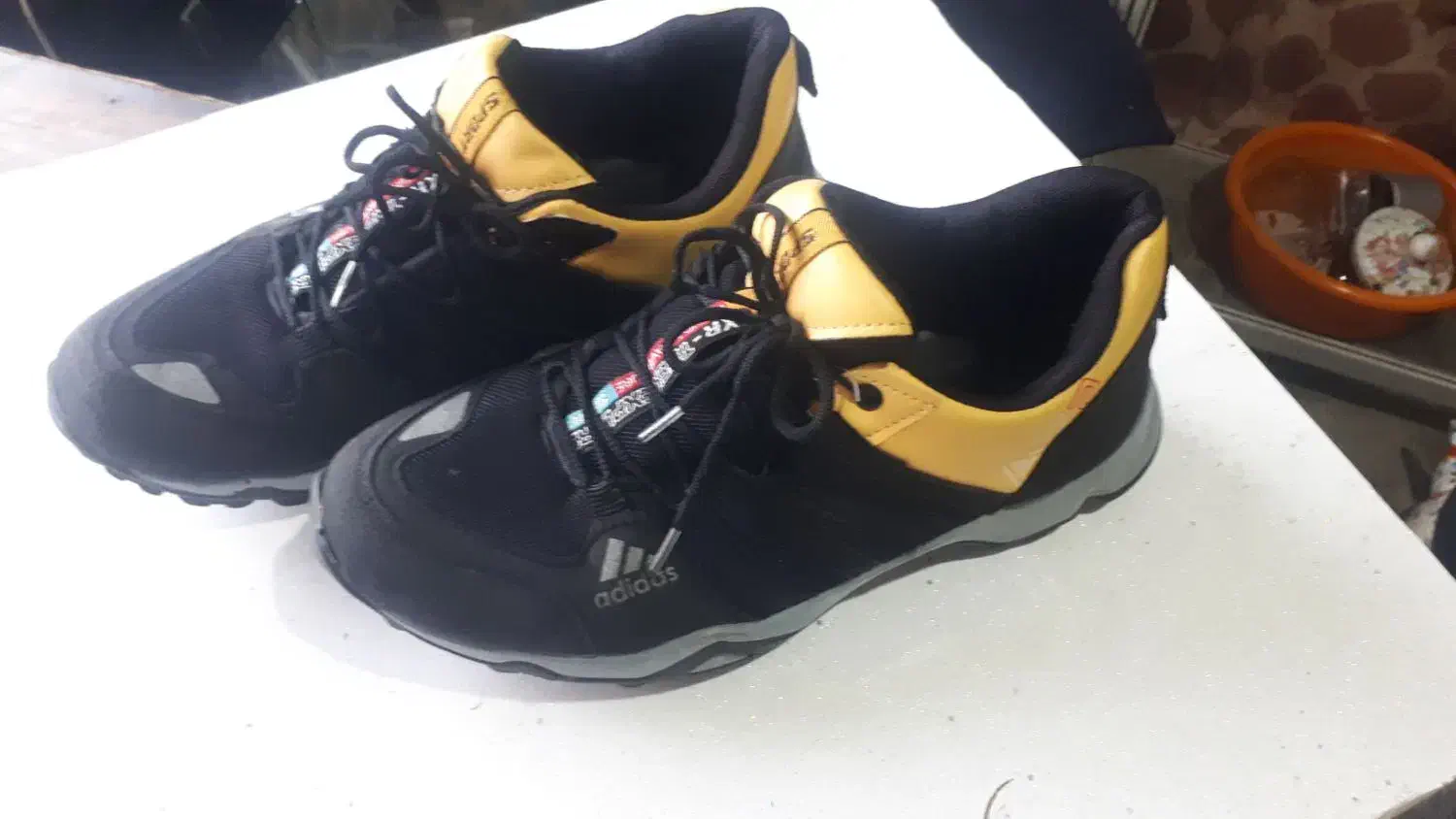 کفش آدیلاس|کیف، کفش، کمربند|سردشت, |دیوار