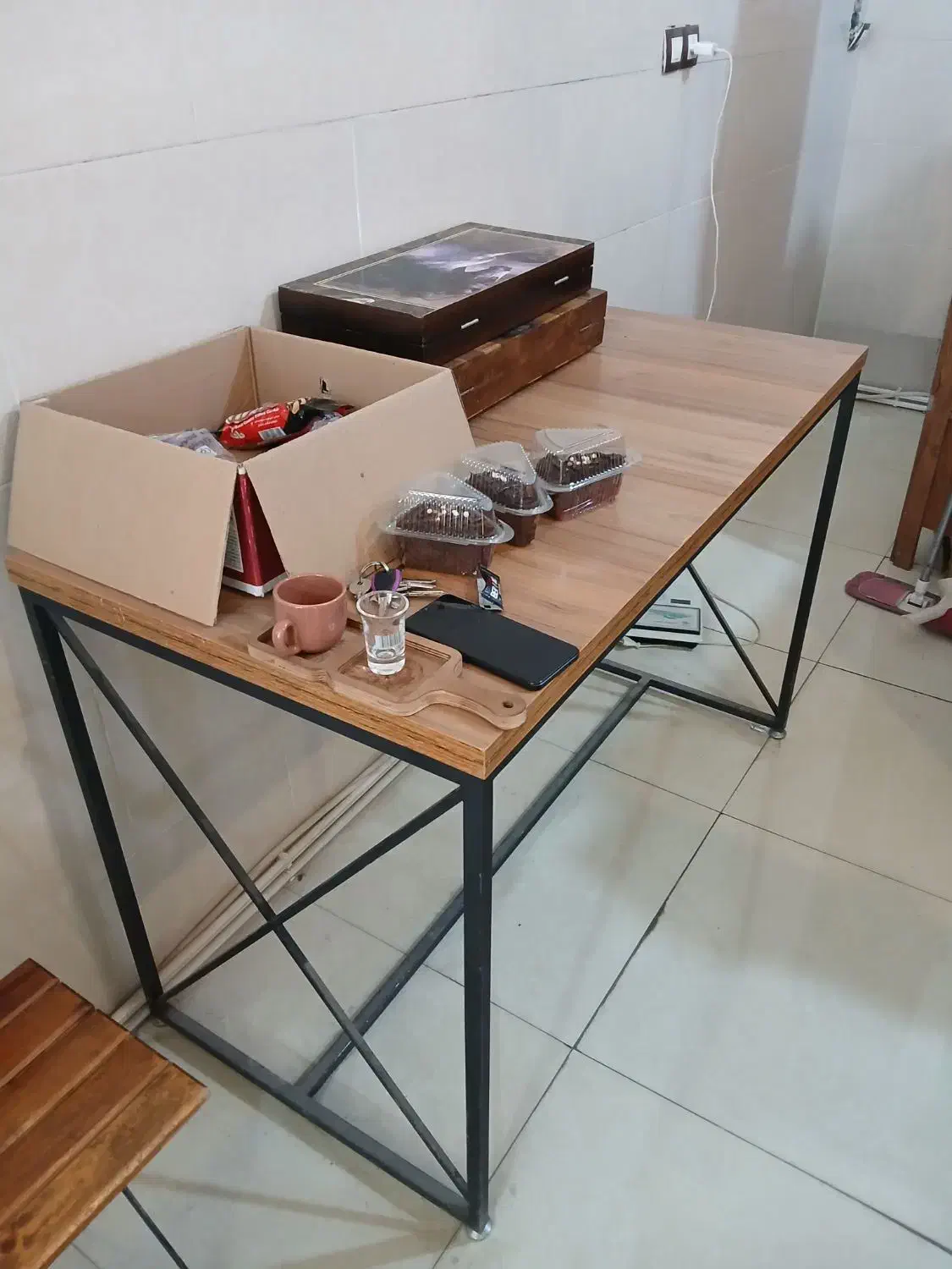 میز و صندلی کافه MDF قیمت مناسب|کافی‌شاپ و رستوران|نسیم‌شهر, |دیوار