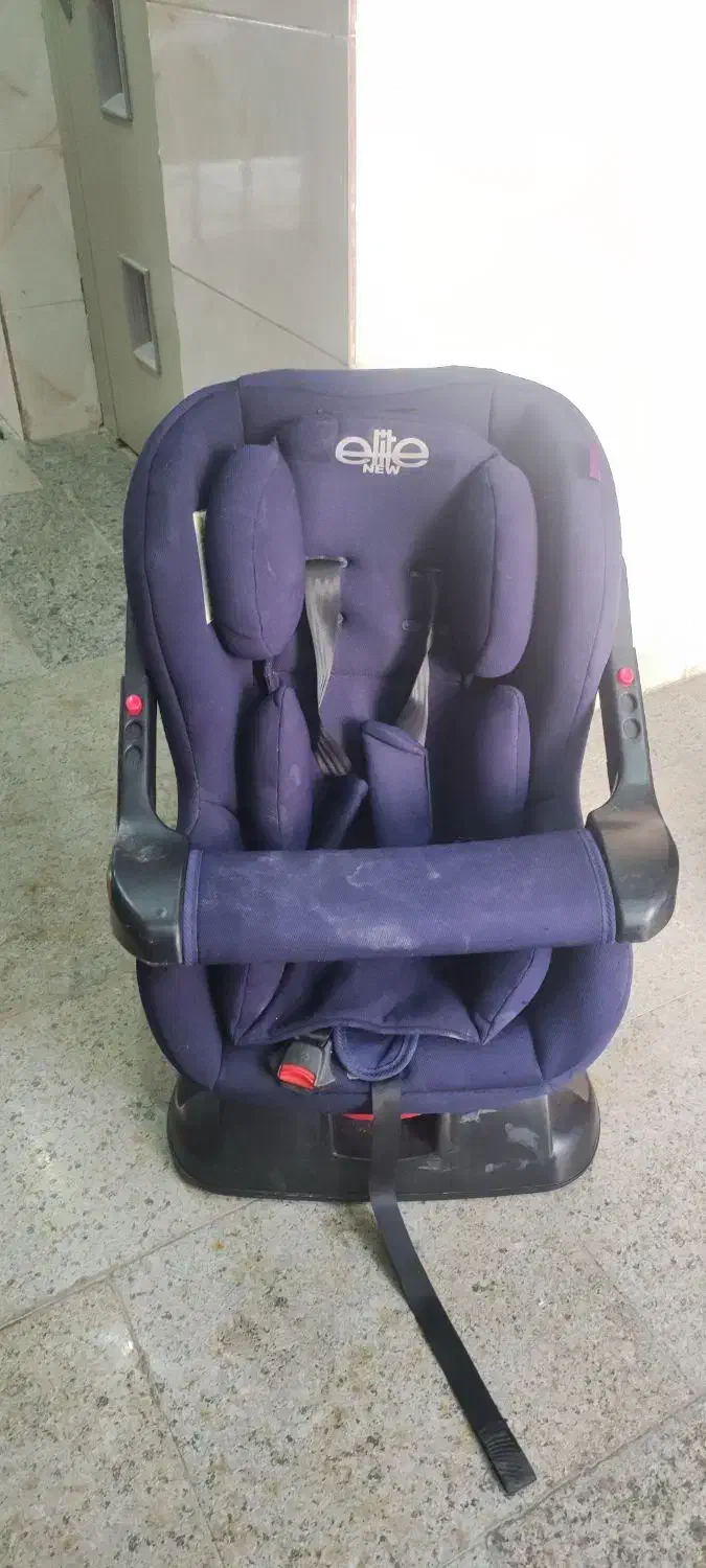 صندلی ماشین کودک|تخت و صندلی بچه|ارومیه, |دیوار