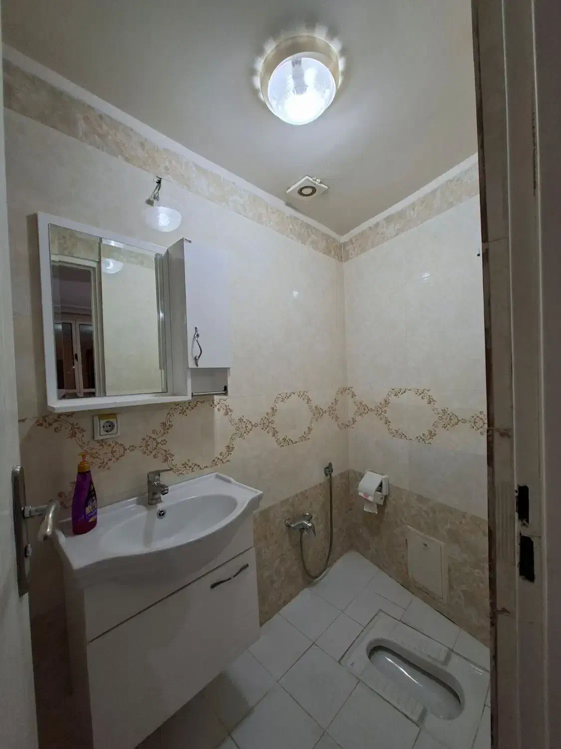 آپارتمان، ۱۰۰ متری، دو خوابه، طبقه یازدهم، تخلیه