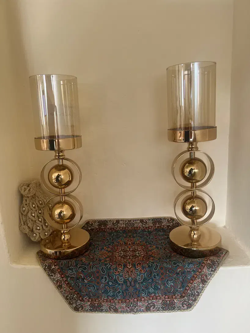 شمعدان تزیینی طلایی در حد نو|صنایع دستی و سایر لوازم تزئینی|کاشان, دانشگاه|دیوار