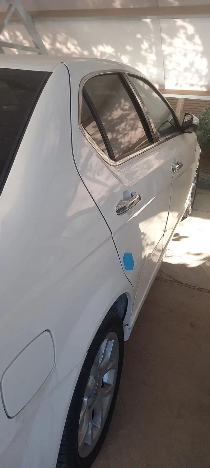 دنا پلاس ۶ سرعته|خودرو سواری و وانت|قم, سید معصوم|دیوار