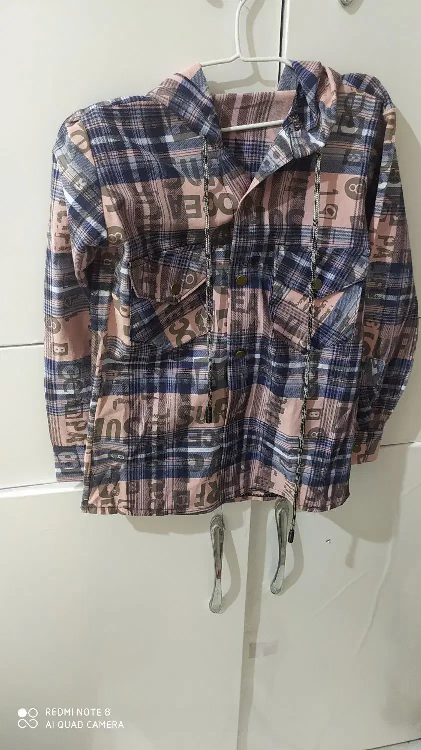 لباس کادویی|کفش و لباس بچه|صحنه, |دیوار