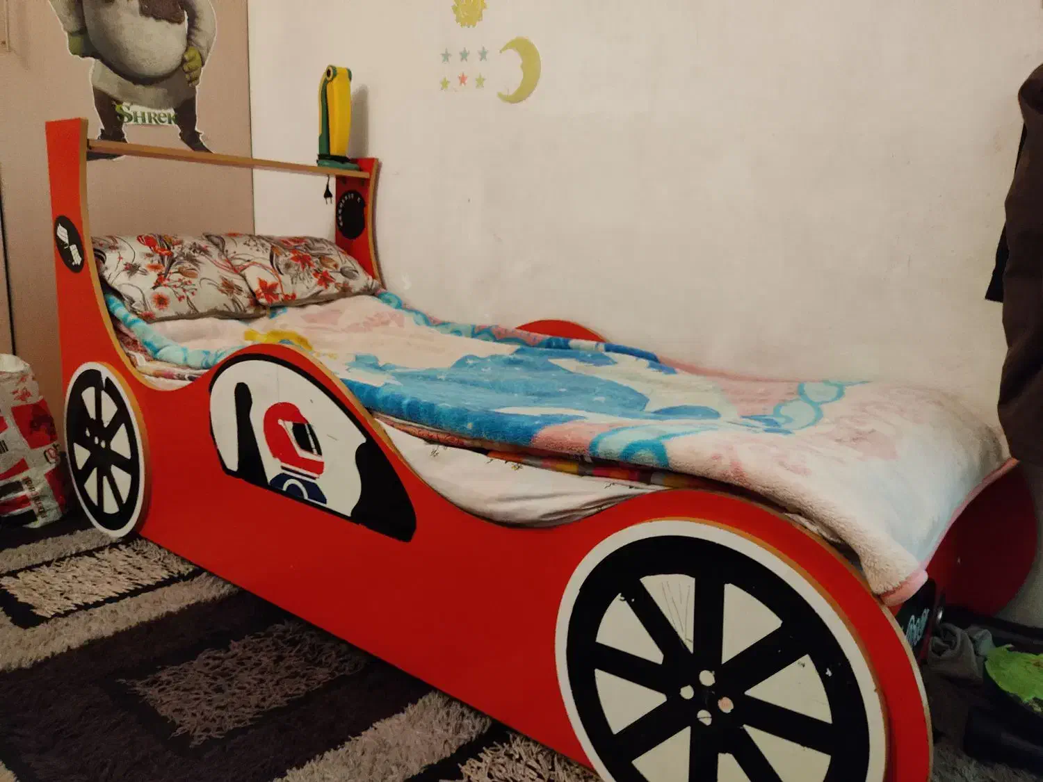 ۲ عدد تخت خواب ۱عدد تخت خواب دو نفره|تخت و سرویس خواب|کرمانشاه, |دیوار