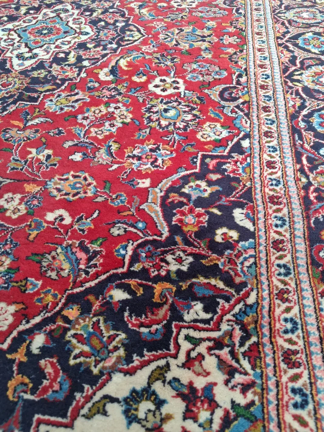 ۲عدد فرش دستباف یزد|فرش|یزد, |دیوار