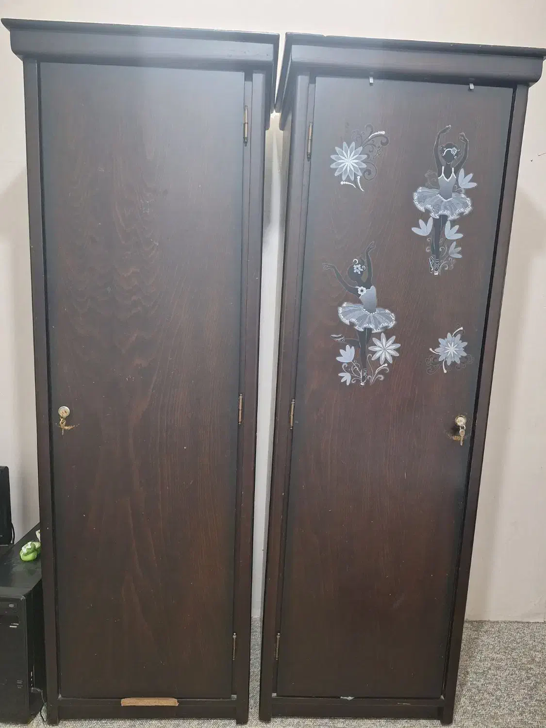 کمد|جاکفشی، کمد، دراور|مشهد, هفت تیر (نه دره)|دیوار