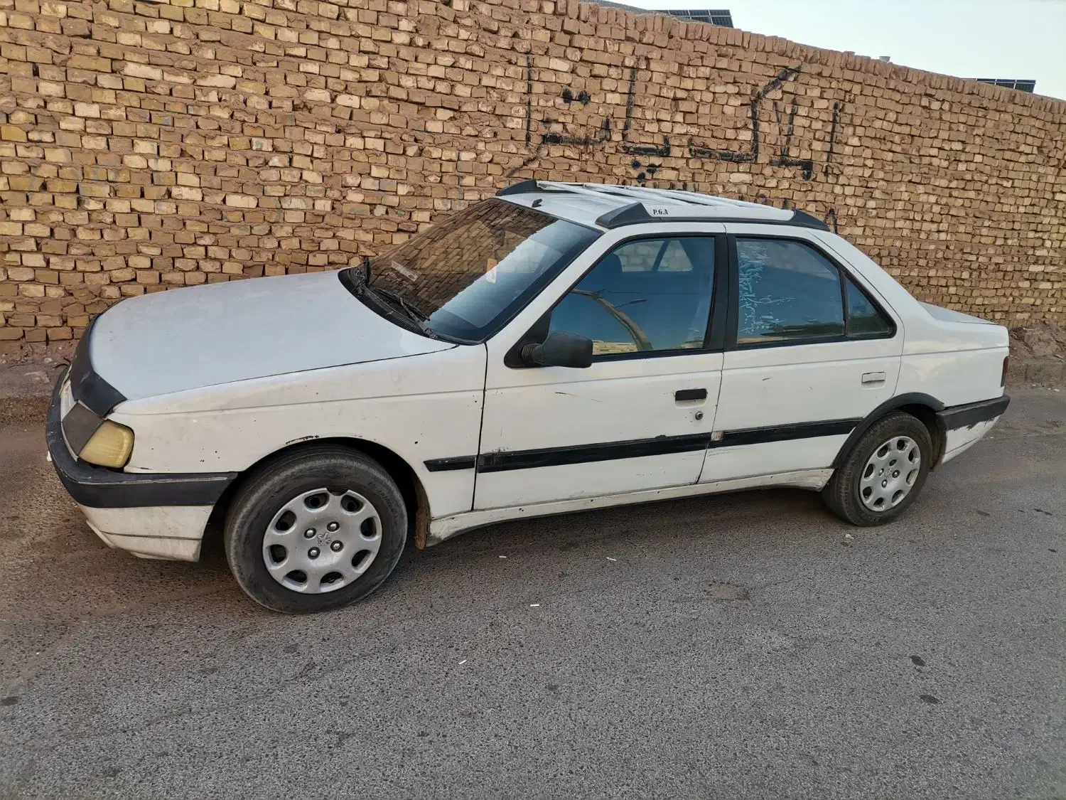 آردی سفید مدل 84|خودرو سواری و وانت|یزد, |دیوار