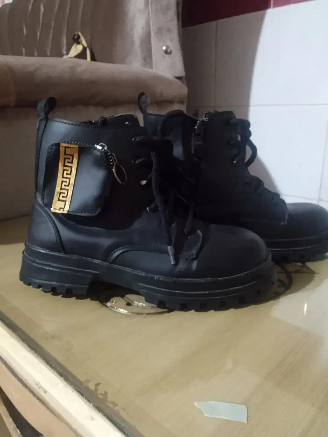 پوتین دخترانه شیک|کیف، کفش، کمربند|میانه, |دیوار