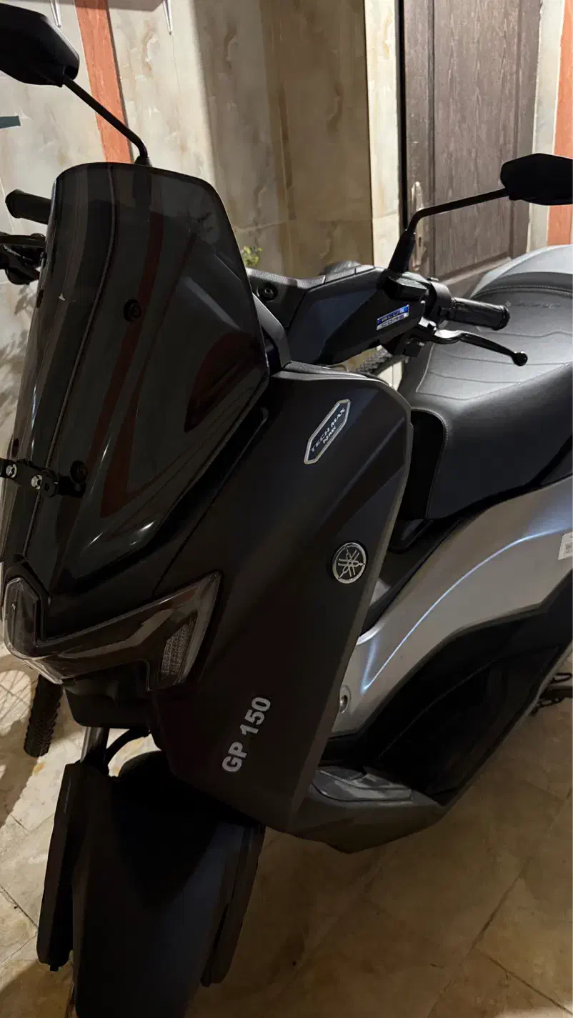 یاماها NMAX توربو 1404 کارد 200 تا دونه|موتورسیکلت|تهران, حر|دیوار