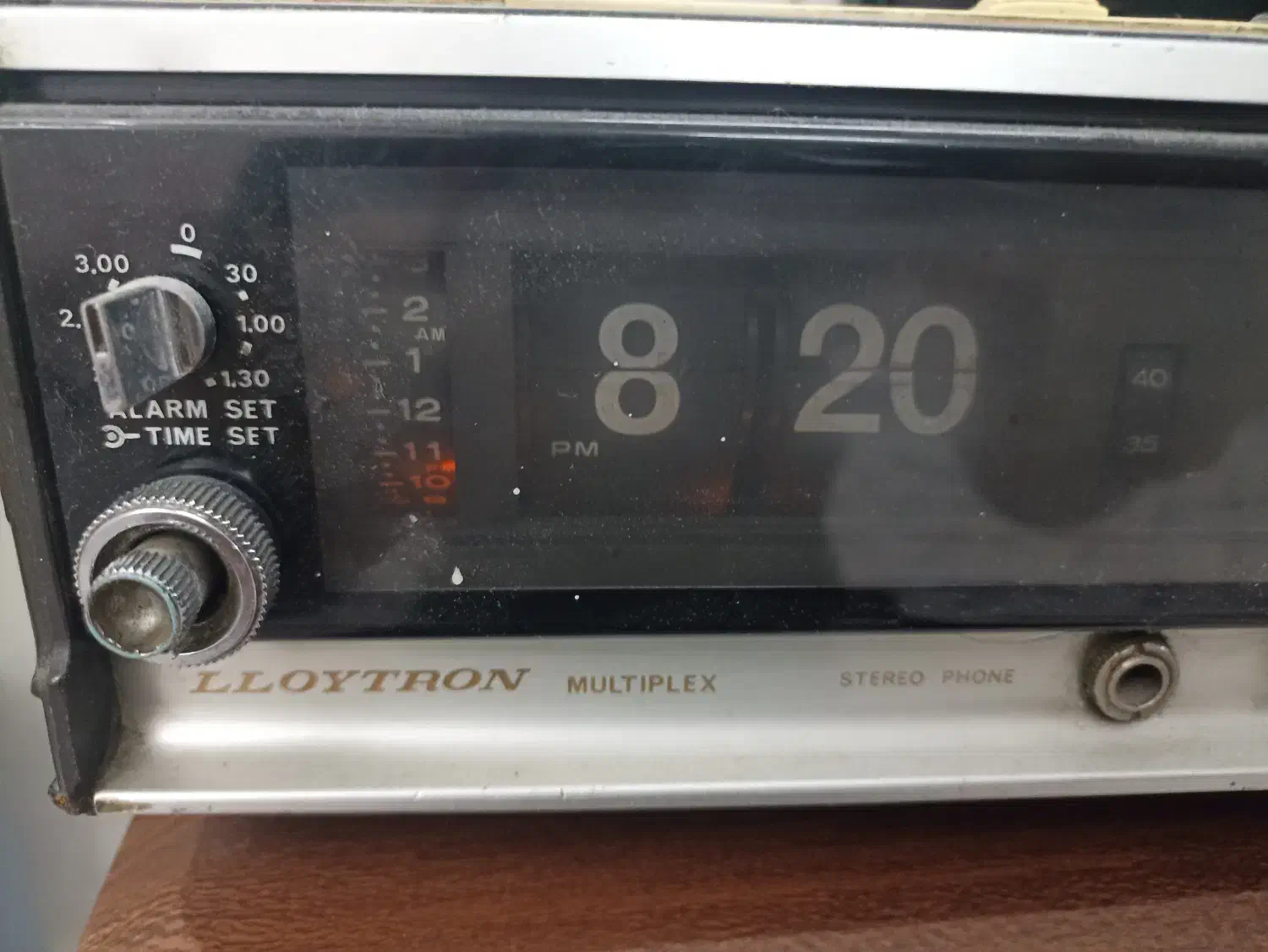 رادیو قدیمی|کلکسیون اشیاء عتیقه|قرچک, داوود آباد|دیوار