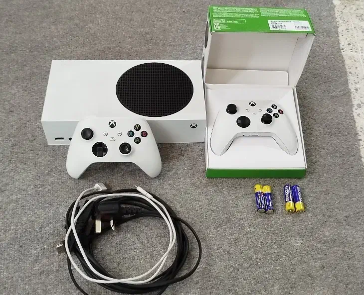 Xbox series s|کنسول، بازی ویدئویی و آنلاین|مبارکه, |دیوار