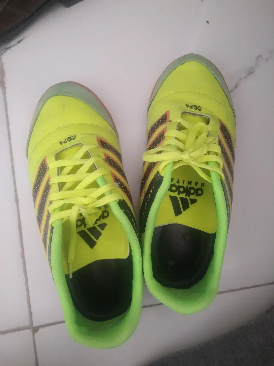 کفش فوتسال|کیف، کفش، کمربند|مراغه, |دیوار