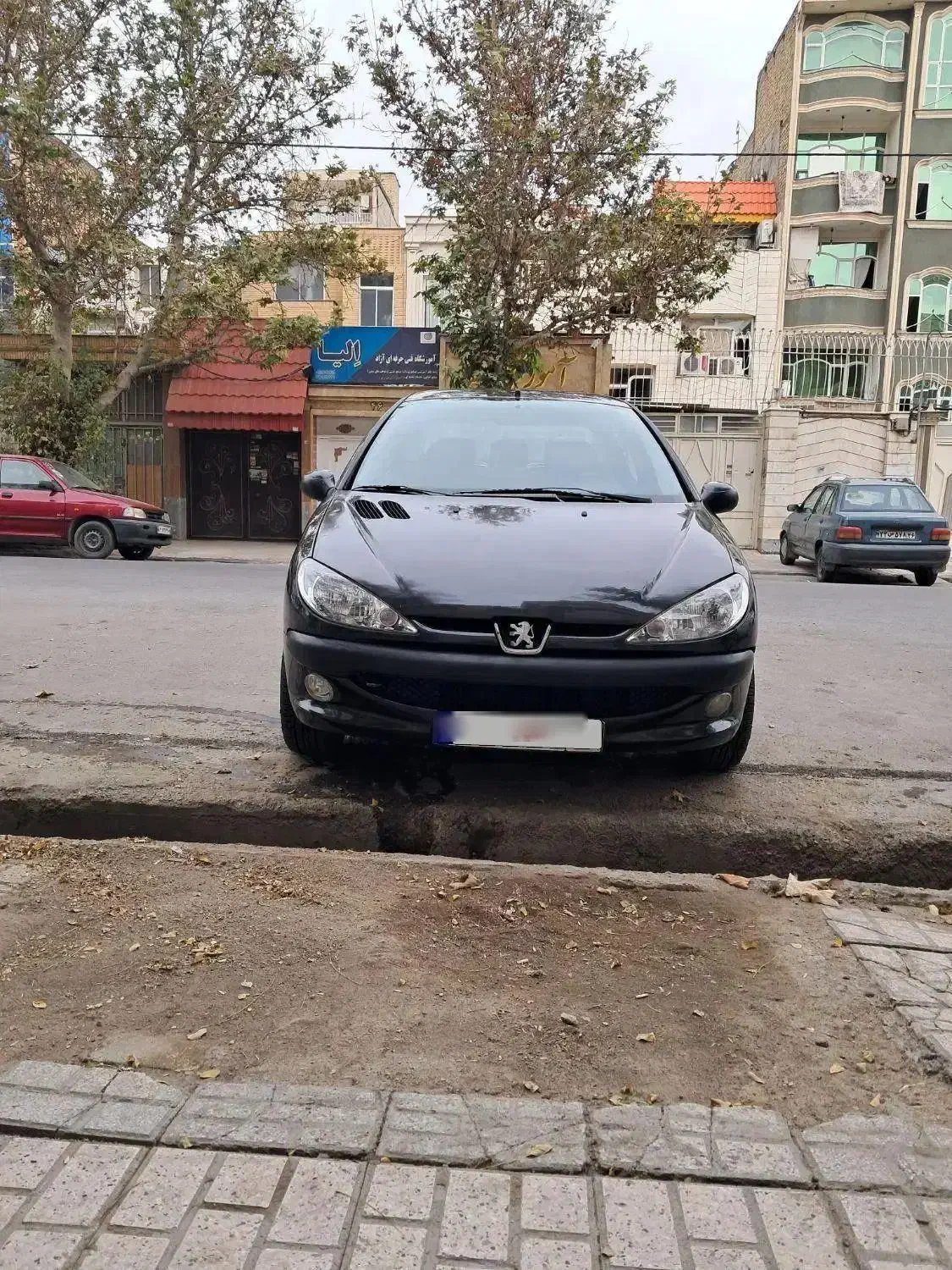 اس v8 مدل ۹۲ بدون رنگ|خودرو سواری و وانت|مشهد, هنرور|دیوار