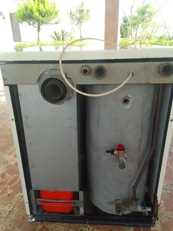 یک دستگاه پکیچ ایستاده z36000FFایران رادتورسالم|آبگرمکن، پکیج، شوفاژ|کوچصفهان, |دیوار