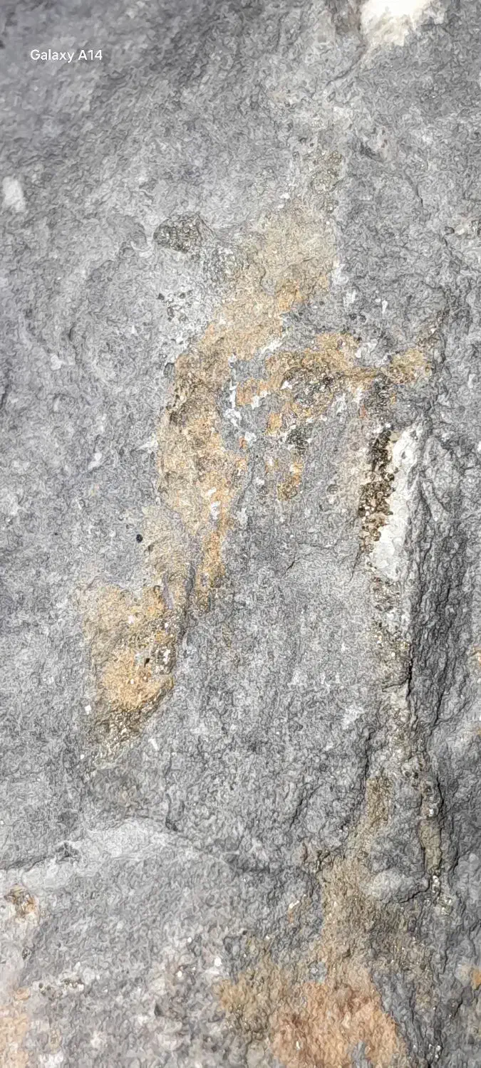 سنگ طلا و نقره|جواهرات|مشکیندشت, |دیوار