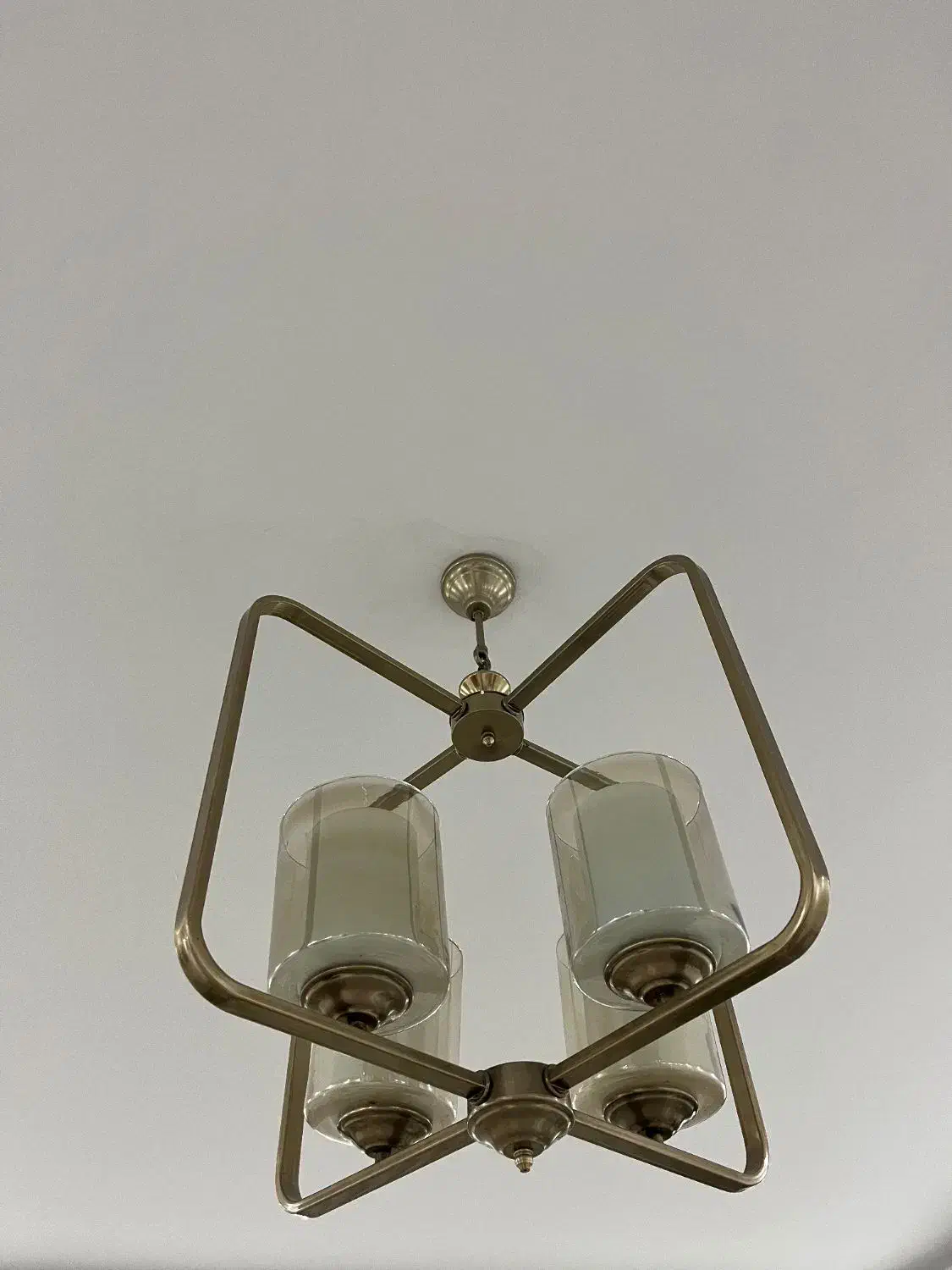 لوستر|لوستر و چراغ آویز|پاکدشت, پاکدشت (مامازند)|دیوار