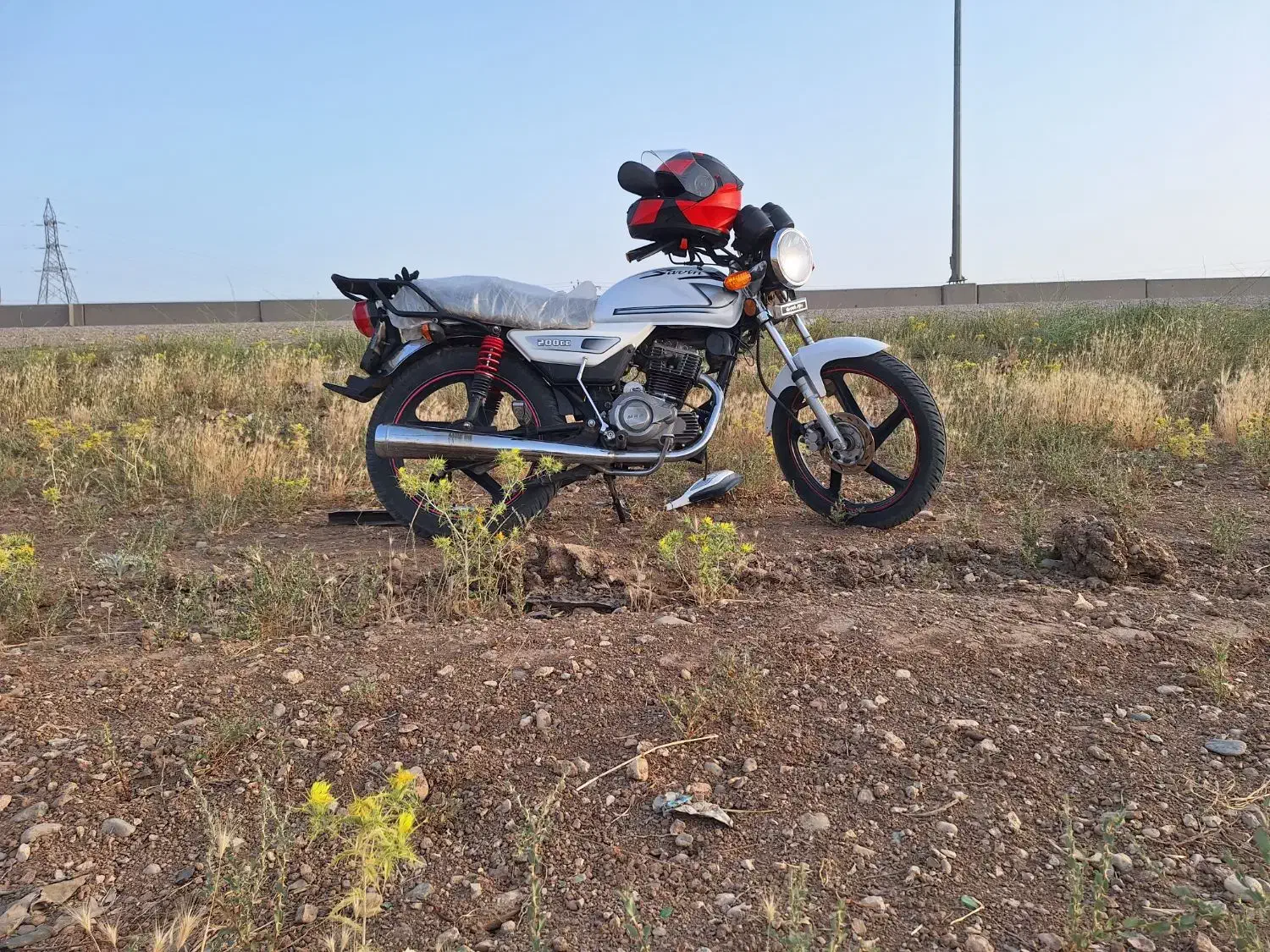 ساوین 200 mkz متین خودرو هندا 200|موتورسیکلت|فامنین, |دیوار