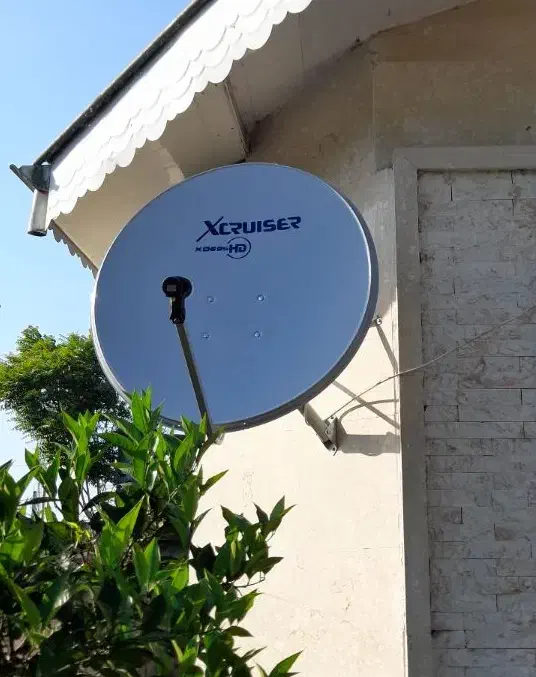 نصب و تنظیم انواع آنتن ثابت و موتوردار و تلویزیون|خدمات پیشه و مهارت|بندر انزلی, تهران|دیوار