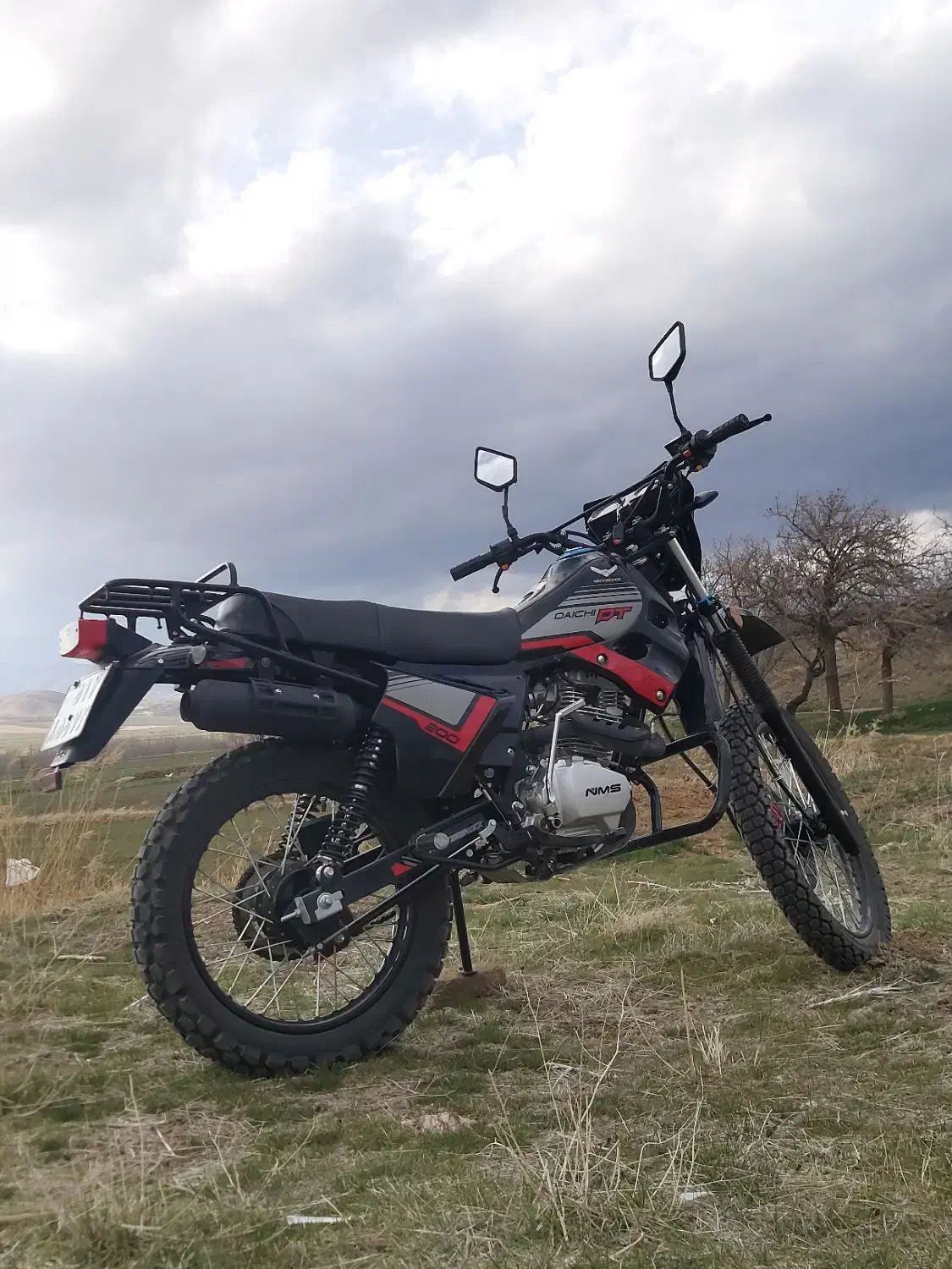 تریل ۲۰۰|موتورسیکلت|اراک, |دیوار