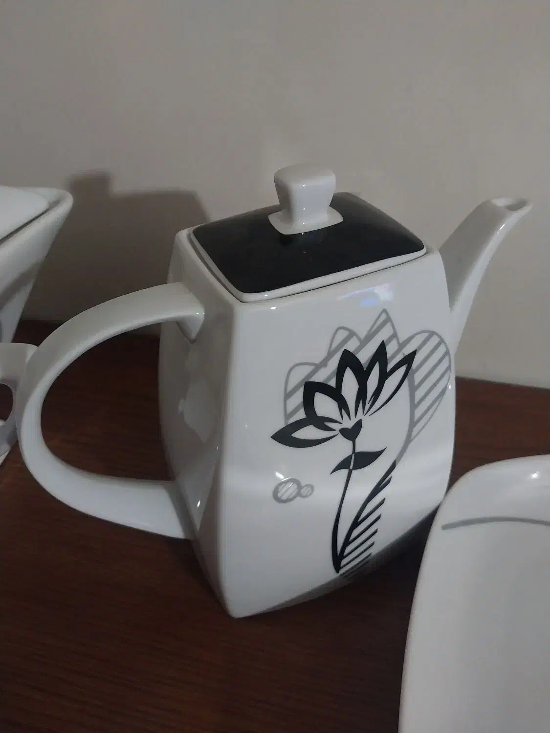 ظرف چینی نو|ظروف سرو و پذیرایی|کرج, اسلام‌آباد|دیوار