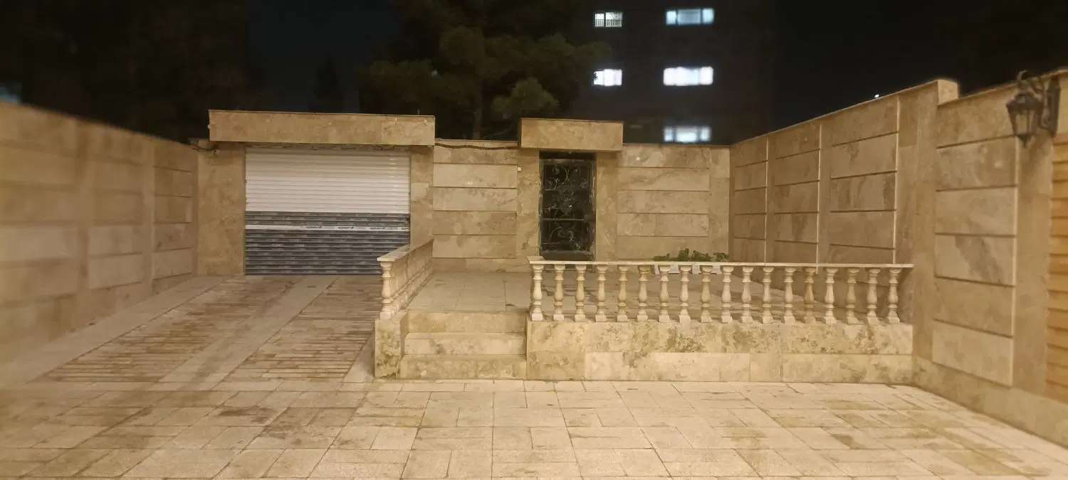 علویه 116متر دونبش رو به حاشیه - Więcej