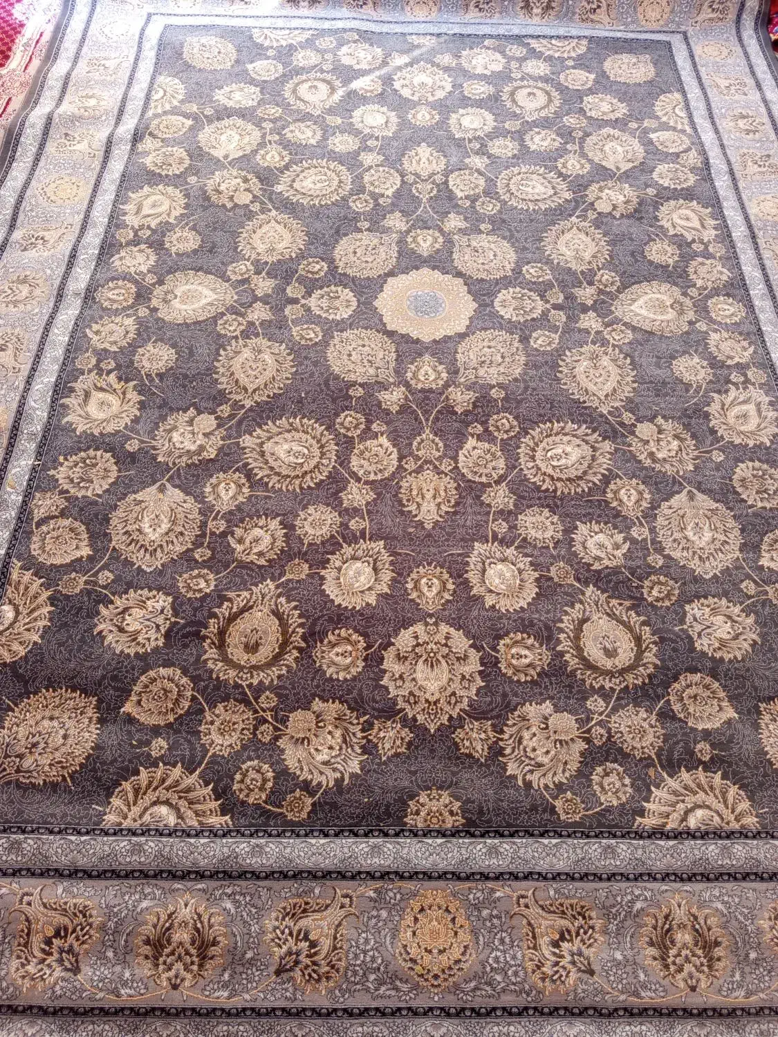 طلا کوب 1000 شانه|فرش|میانه, |دیوار