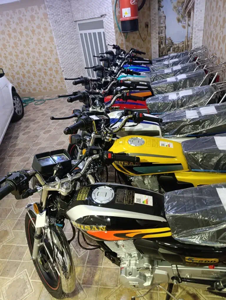 موتور۲۰۰ احسان|موتورسیکلت|یزد, |دیوار