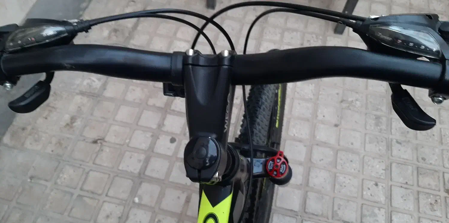 دوچرخه|دوچرخه، اسکیت، اسکوتر|ری, علایین|دیوار