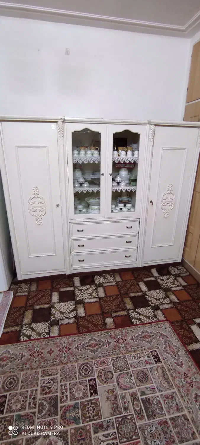 دیجیتال تلویزیون بوفه ویترین کمد|تلویزیون و پروژکتور|قم, قلعه یزدیها|دیوار