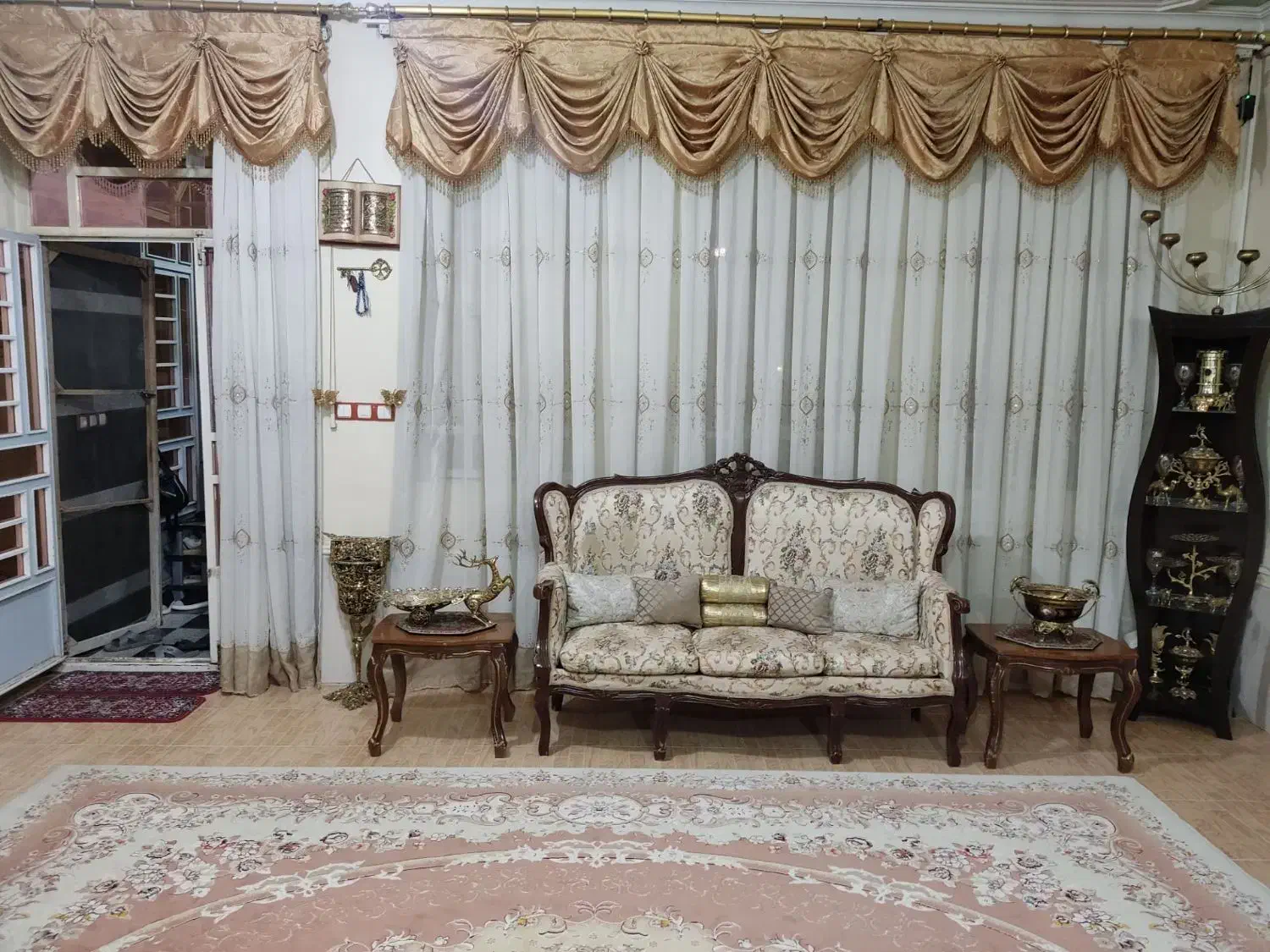 مبل کلاسیک|مبلمان خانگی و میز عسلی|کوهدشت, |دیوار