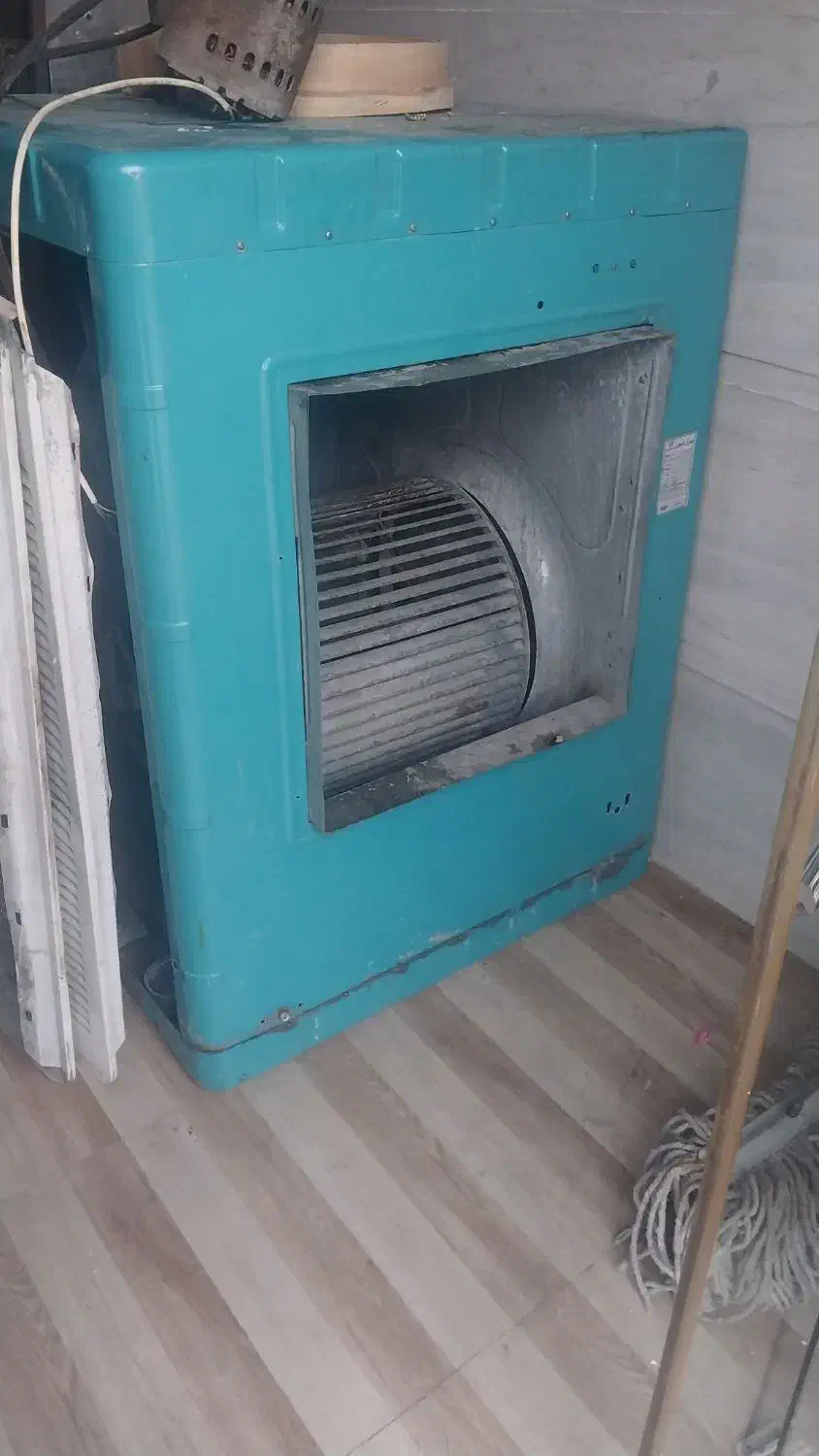 کولر آبی|کولر آبی|جهرم, |دیوار