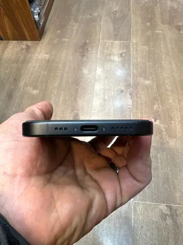 ایفون ۱۶ نرمال|موبایل|کرج, باغستان|دیوار