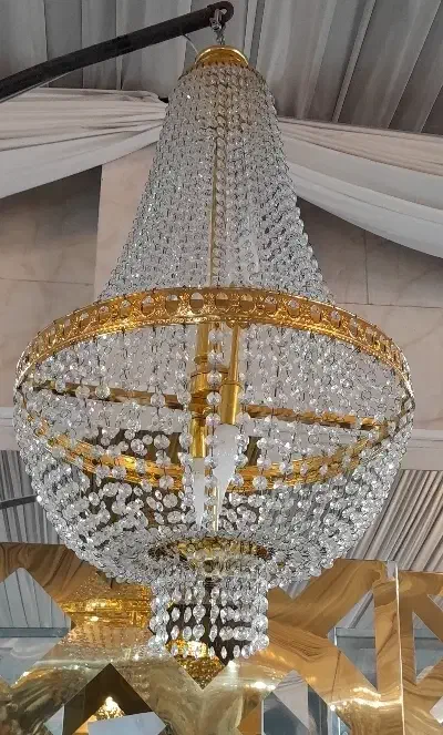 لوستر فلزی مدل لاله /تالار رستوران هتل|لوستر و چراغ آویز|میان ولایت, |دیوار