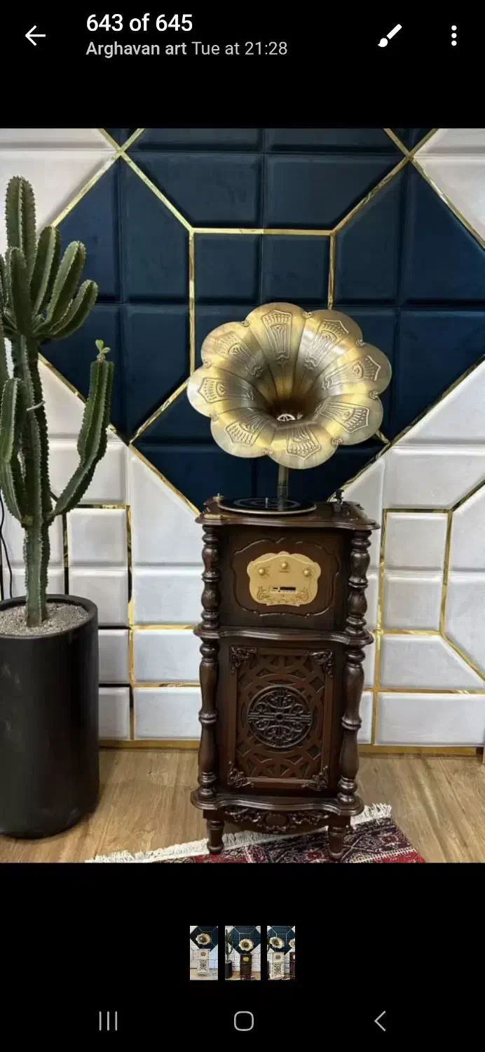 گرامافون برند زئوس وبشقاب مینا کاری|صنایع دستی و سایر لوازم تزئینی|مشهد, مصلی (کارمندان اول)|دیوار