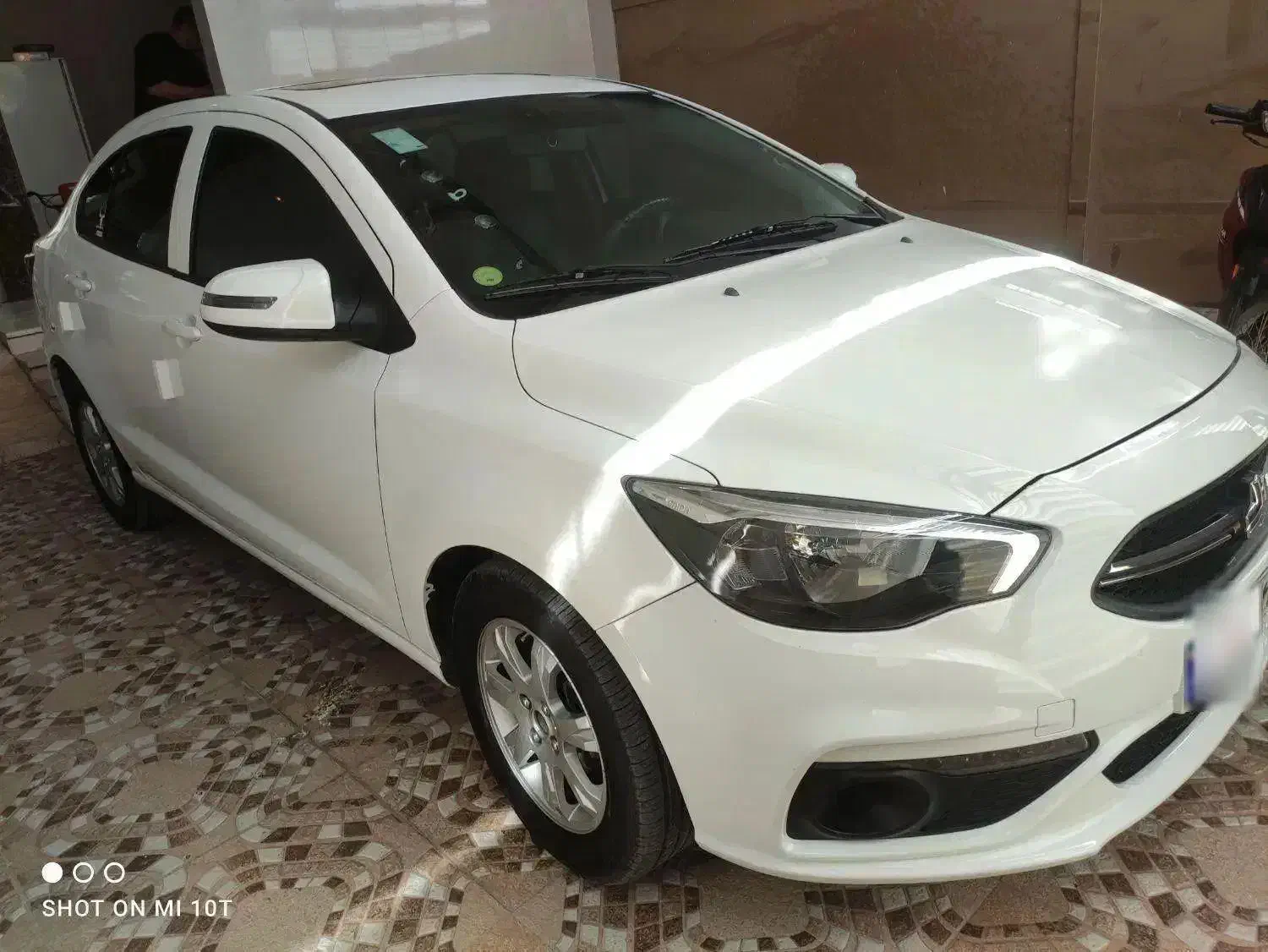 شاهین ساندروف دار مدل۱۴۰۲|خودرو سواری و وانت|لنجان, |دیوار