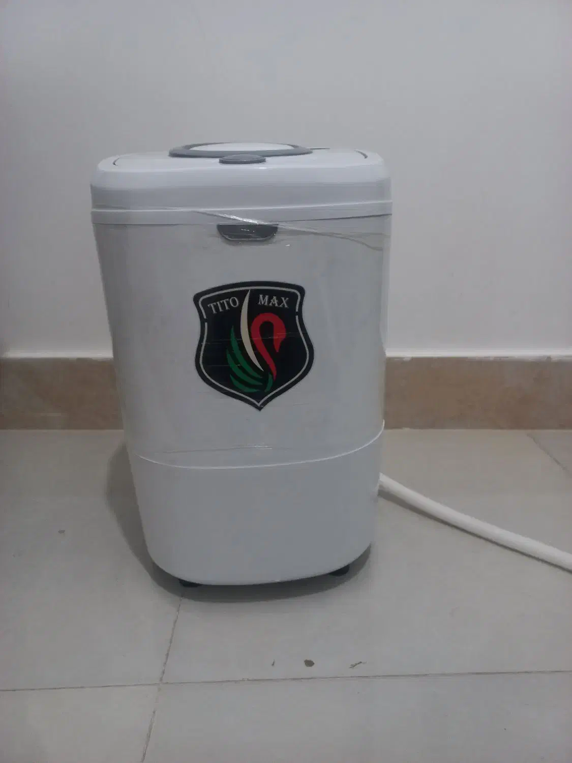 کهنه شور کودکtitomax|ماشین لباسشویی و خشک‌کن لباس|خارک, |دیوار