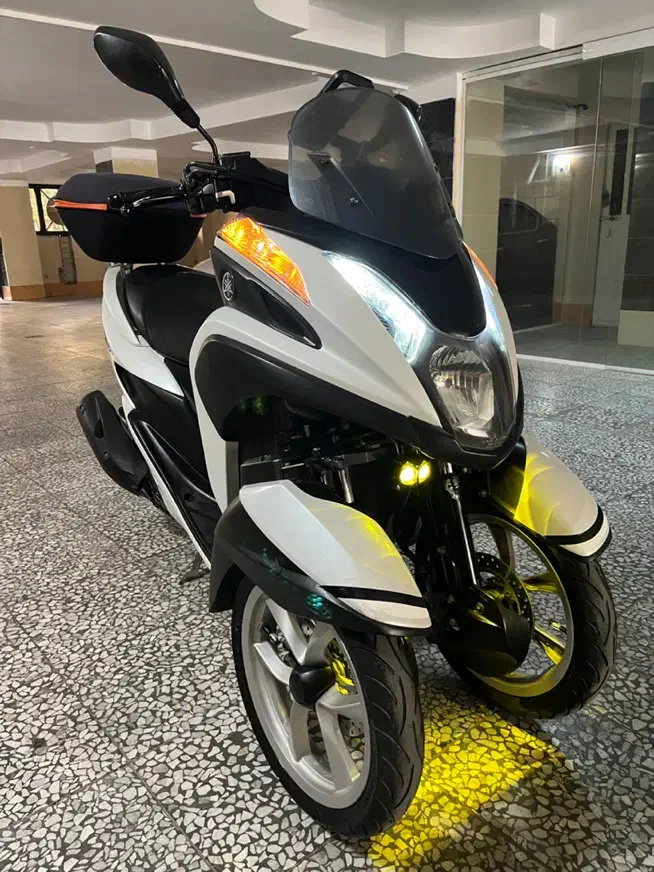 اسکوتر یاماها سه چرخ تریسیتی بدون تصادف و رنگ شدن|موتورسیکلت|کرج, باغستان|دیوار