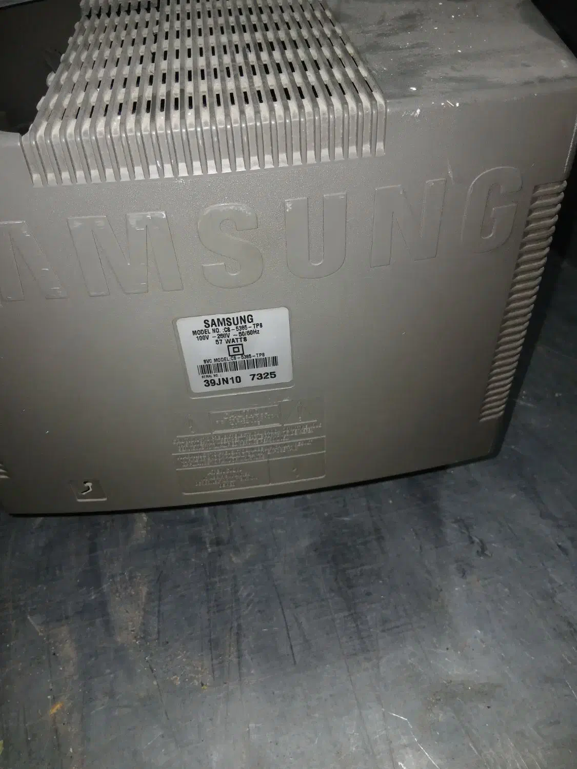 تلویزیون ۲۱ اینچ|تلویزیون و پروژکتور|رودهن, |دیوار