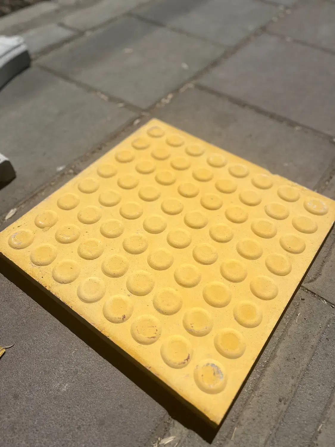 کفپوش سکه ای، کفپوش بتنی، قطعات بتنی،کفپوش شهرداری|مصالح و تجهیزات ساختمان|تهران, باغ فردوس|دیوار