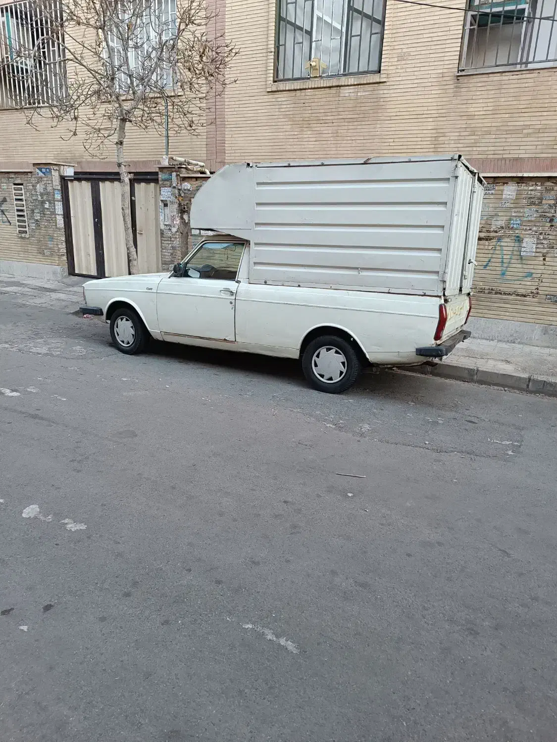 وانت پیکان پلمپ|خودرو سواری و وانت|اندیشه, اندیشه فاز ۱|دیوار