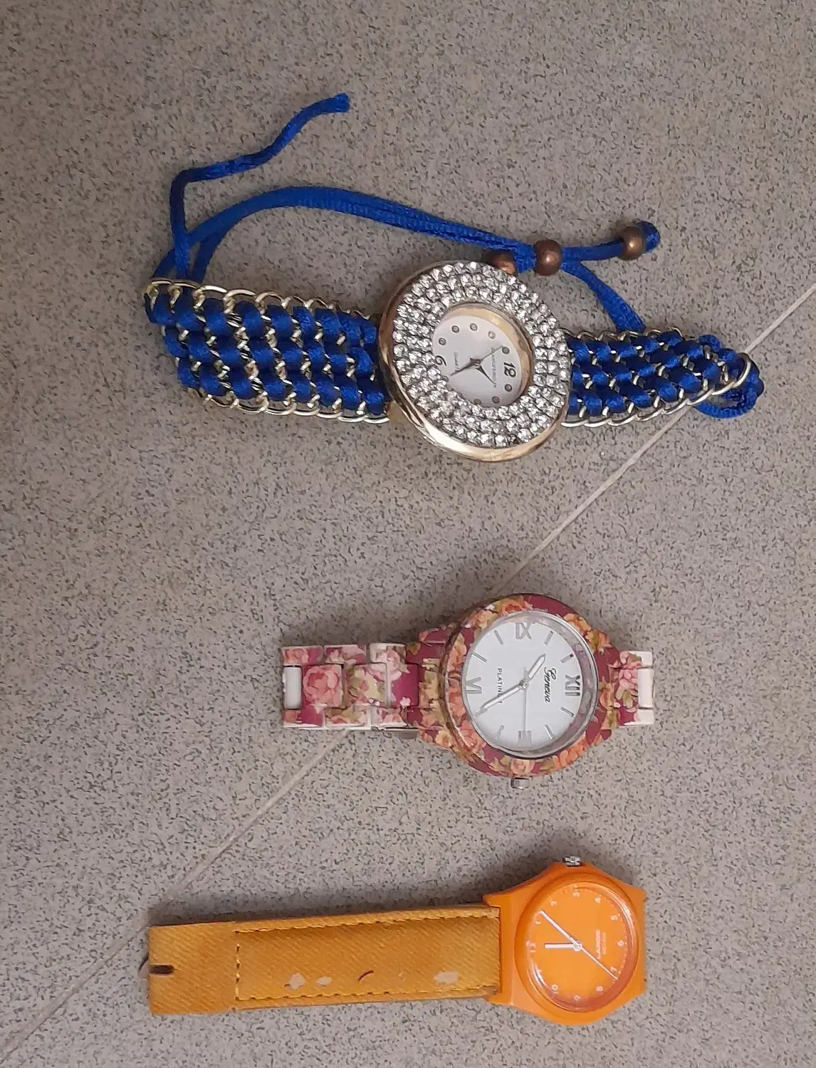 ساعت زنانه و دخترانه|ساعت|رشت, استادسرا|دیوار