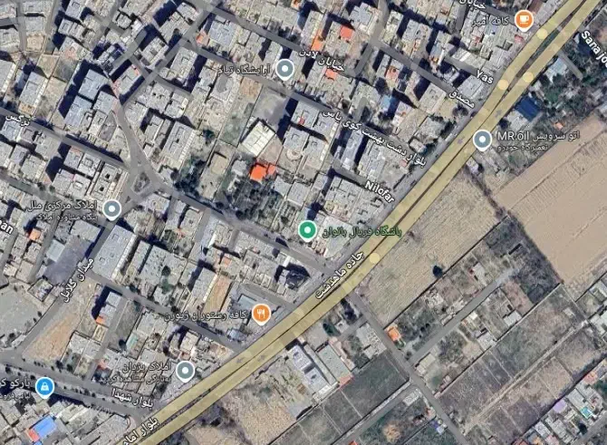 اجاره مغازه50 متری بر خیابان اصلی محمدشهر|اجارهٔ مغازه و غرفه|محمدشهر, همایون ویلا|دیوار