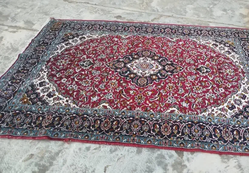 فرش نخی|فرش|دماوند, گیلاوند|دیوار