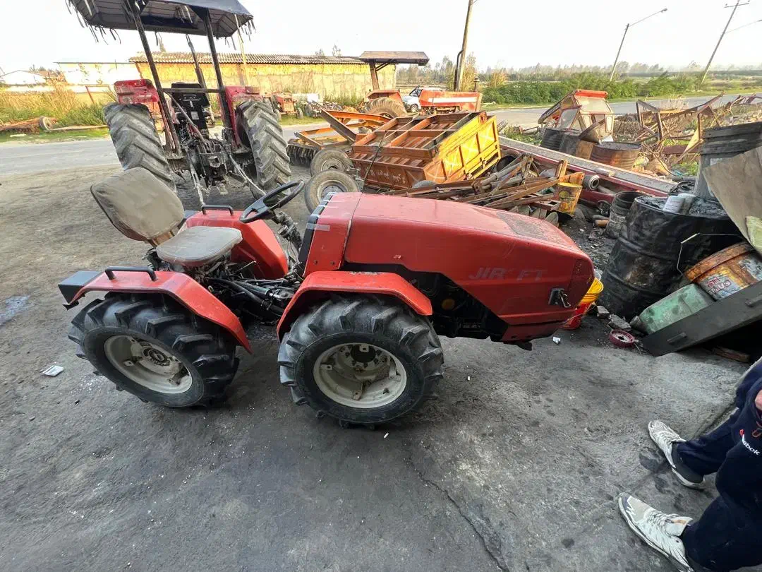 تراکتور گلدونی برند لامبردینی ایتالیا مدل۱۳۹۰|خودرو سنگین|نوکنده, |دیوار