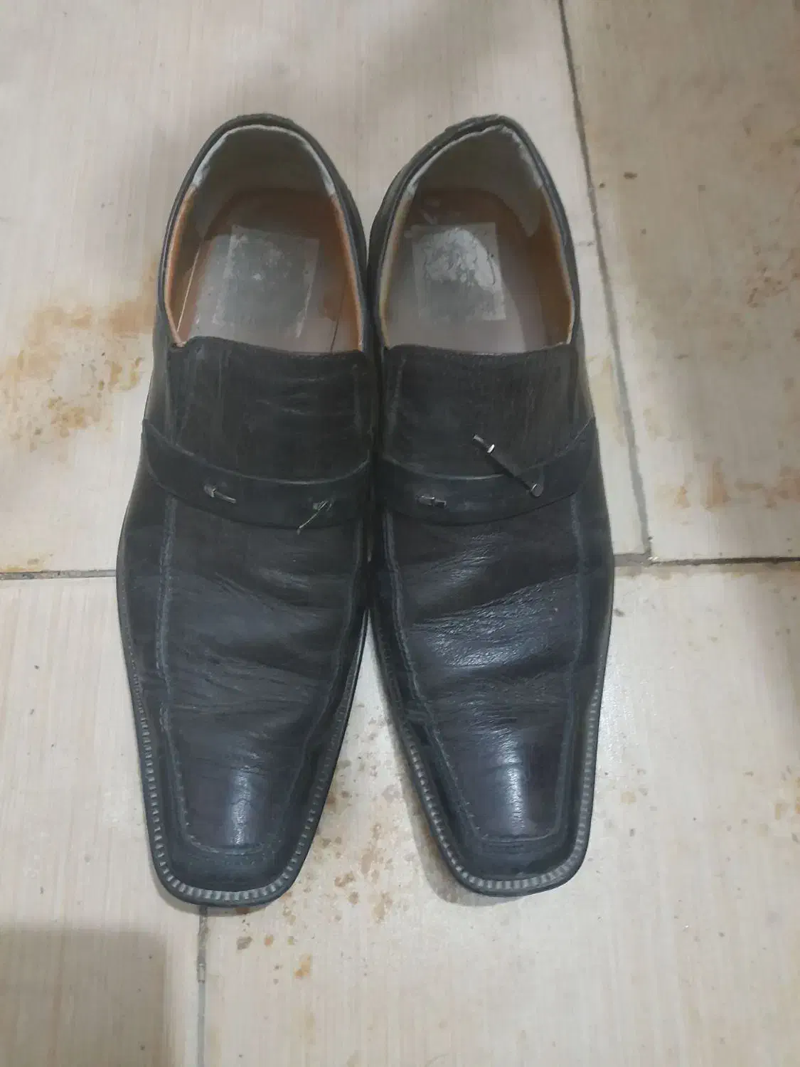 مقداری لباس و کفش برای کار|لباس|اصفهان, سرشبادران|دیوار